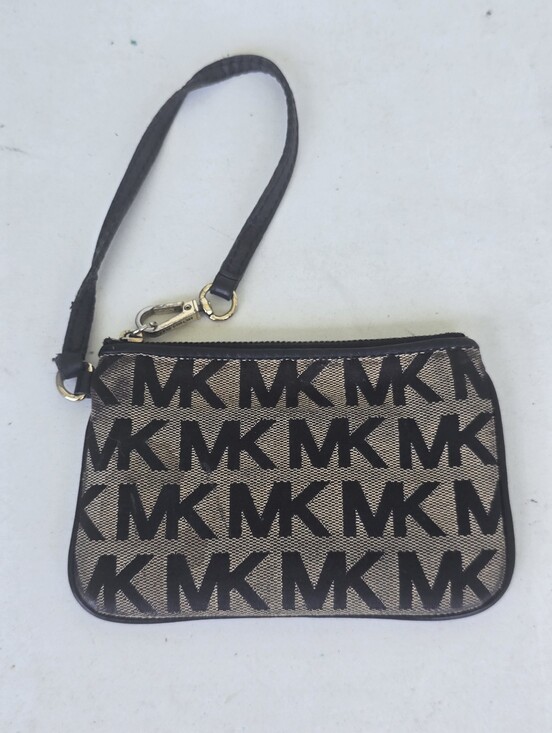 Michael Kors Handbags - Michael Kors MK Logo Jacquard Wristlet Clutch Black Beige Gold Hardware 4x6